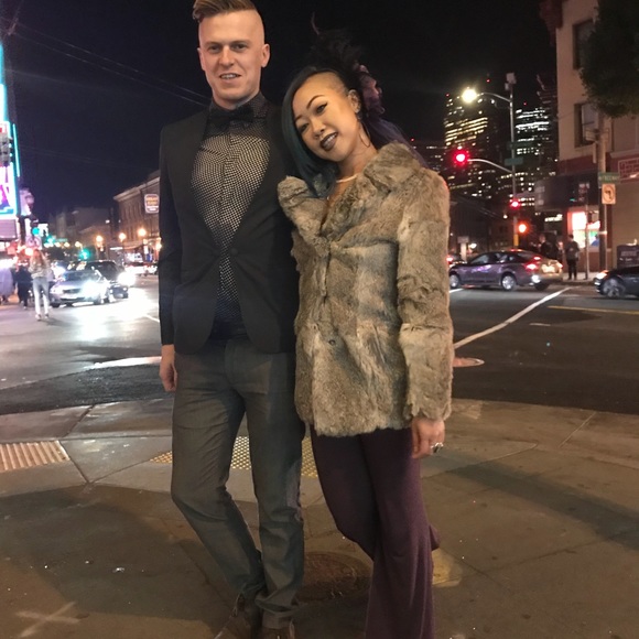 Meet your posher - Picture 2 of 8